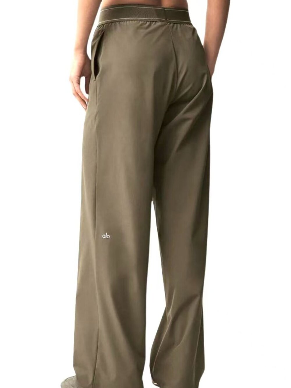 NWT Olive🎄 ALO Yoga Suit Up Pants XXS | Relaxed Fit | Versatile trousers - Picture 8 of 8